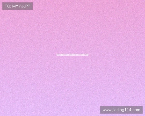 格列兹曼与梅西新秀赛季球星卡合照 展现豪华足坛搭档魅力 格列兹曼与梅西新秀赛季球星卡合照 展现豪华足坛搭档魅力