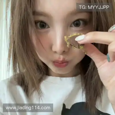 劳真杨